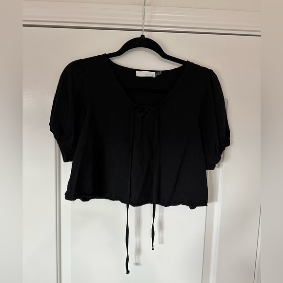 Heatherly‎ Anastasia Tie Front Lace Up Detail Cropped Blouse Black Size Small - Picture 2 of 5